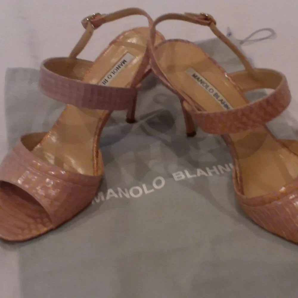 Manolo Blahnik Sandals in Snake Pink Size 38 (Size 8) - Picture 4 of 7